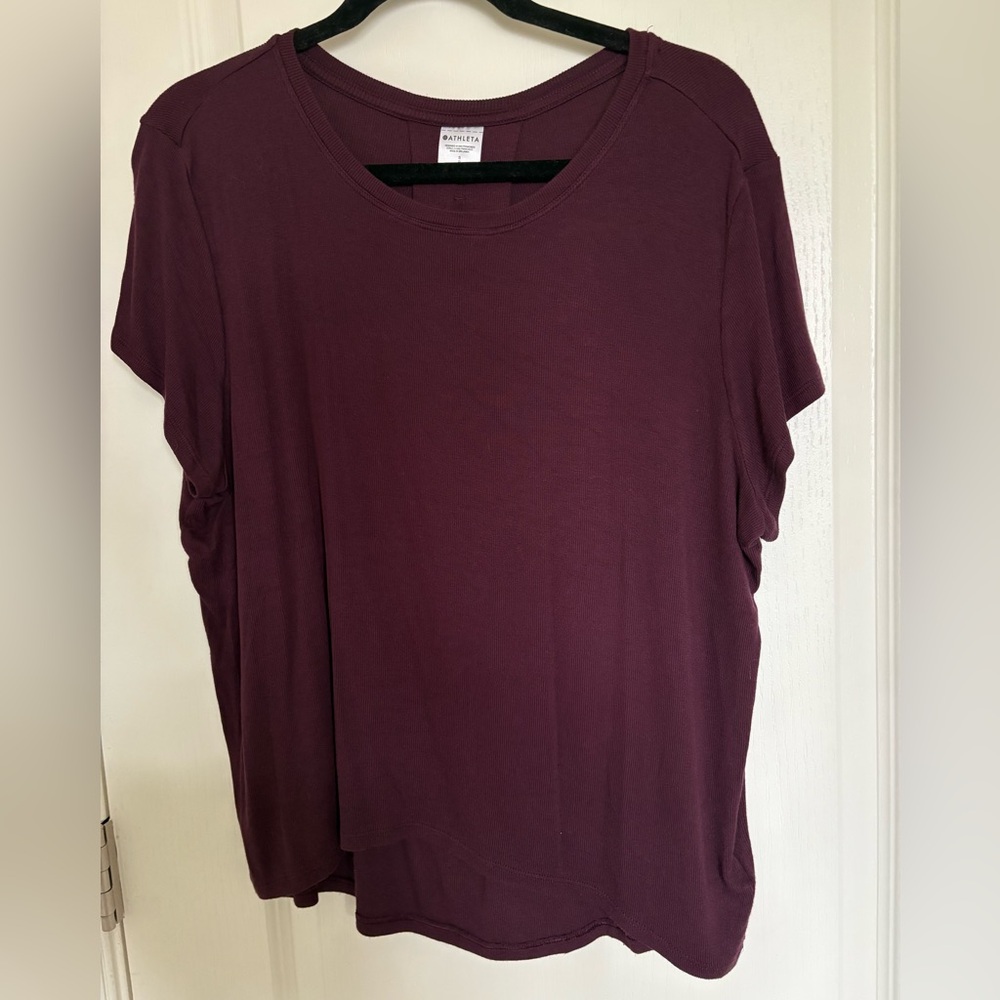 Athleta Rich Plum Short Sleeve Tee
